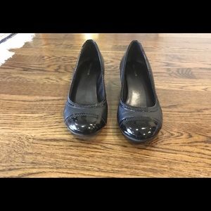 Cole Haan Black captoe wedges 7